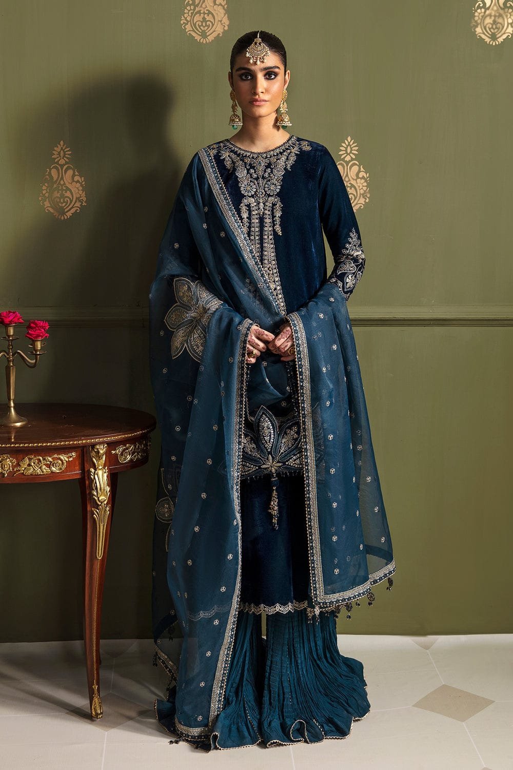 BAROQUE NEW VELVET COLLECTION