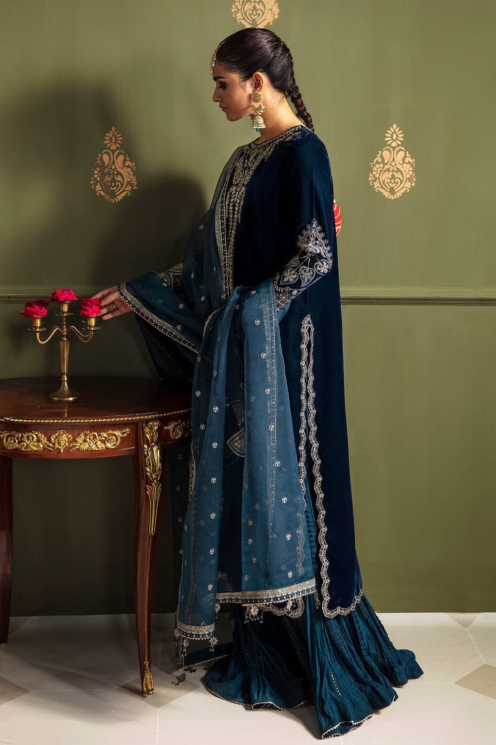 BAROQUE NEW VELVET COLLECTION