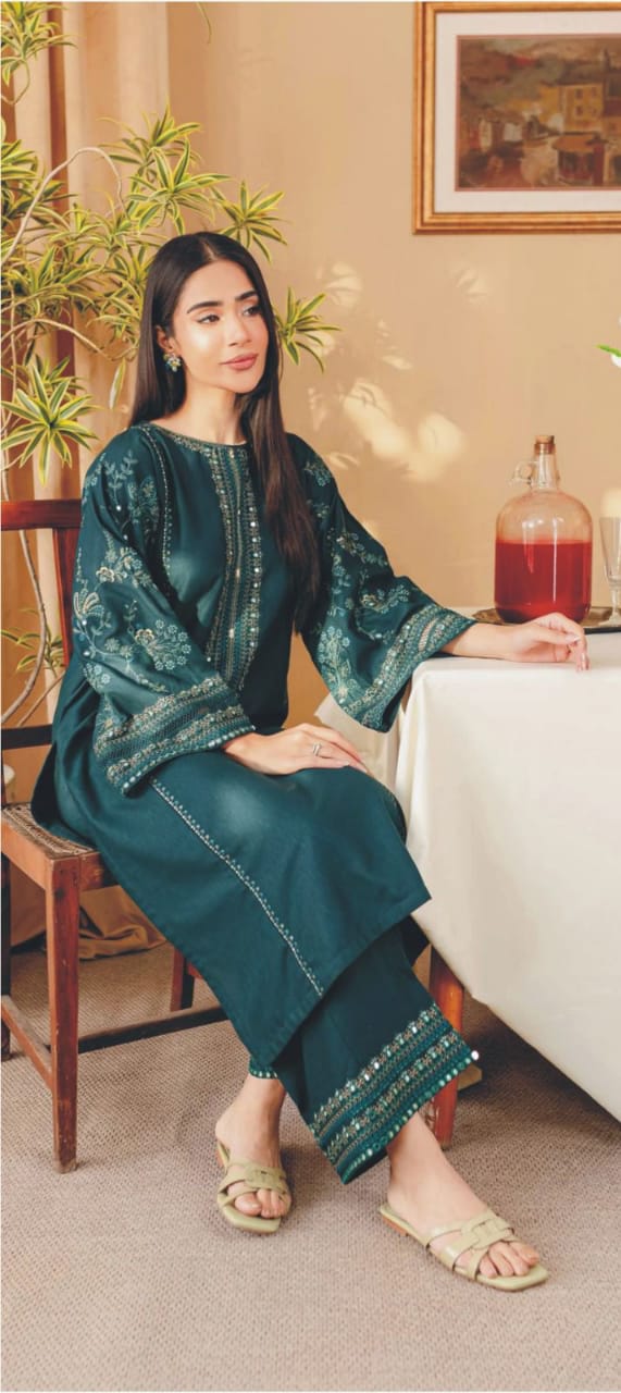 Dhanak Embroidered  Suit with Panni Work