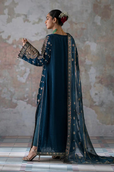Emaan Adeel Saanjh Luxury Velvet Suit