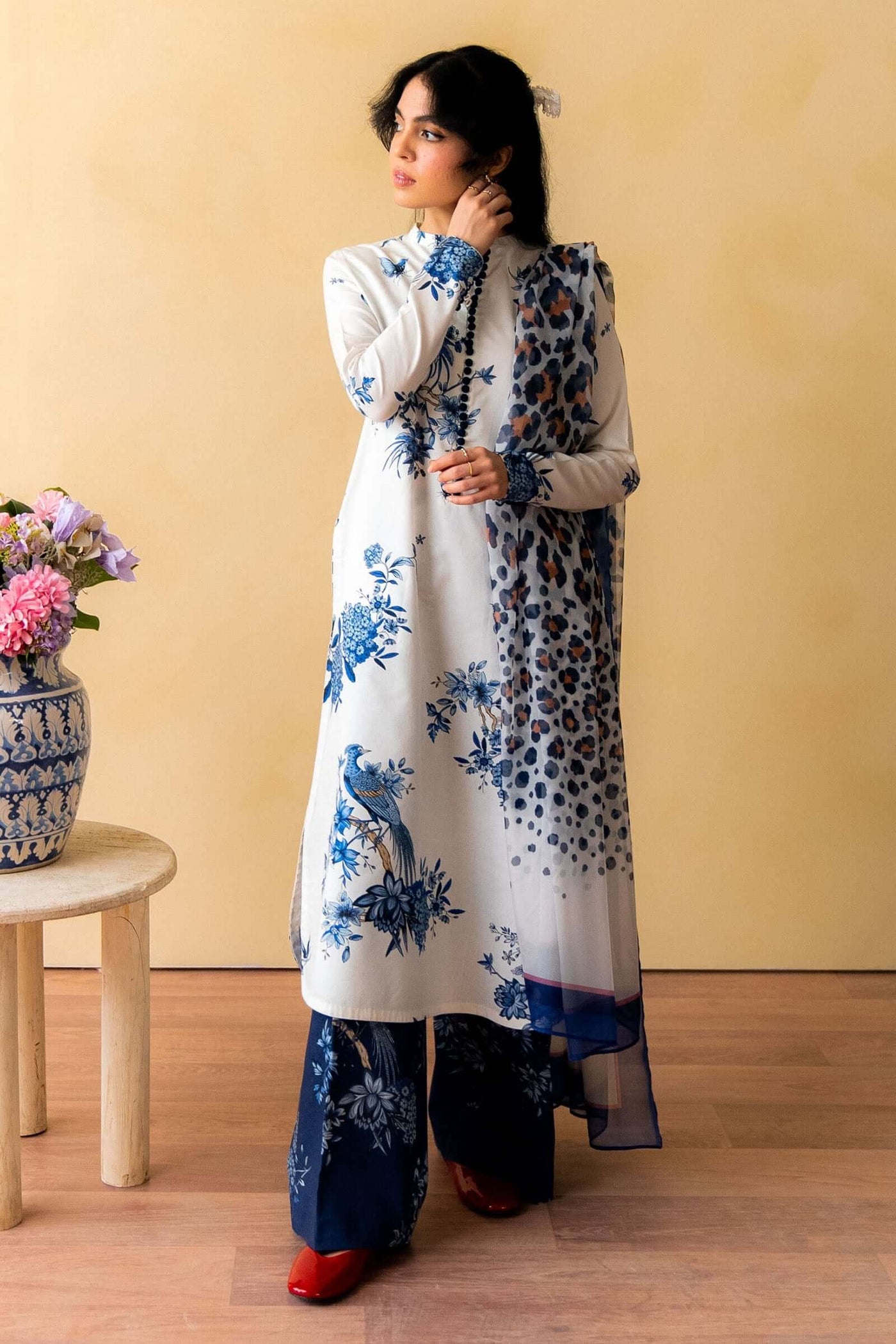 3 Piece Unstitched Digital Printed Pure Lawn Suit with Fine Printed Lawn Dupatta