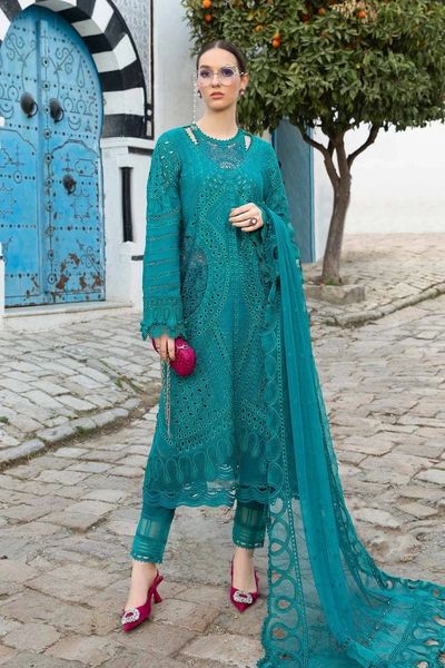 Heavy Embroidered Chickan Kari Pure Lawn Suit with Heavy Embroidered Chiffon Dupatta